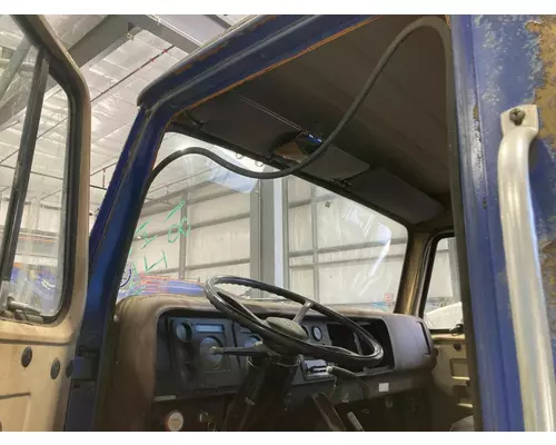 INTERNATIONAL 1754 Cab Assembly