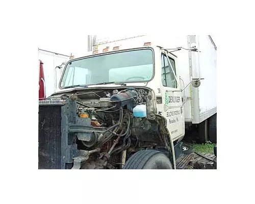INTERNATIONAL 1754 Cab Clip