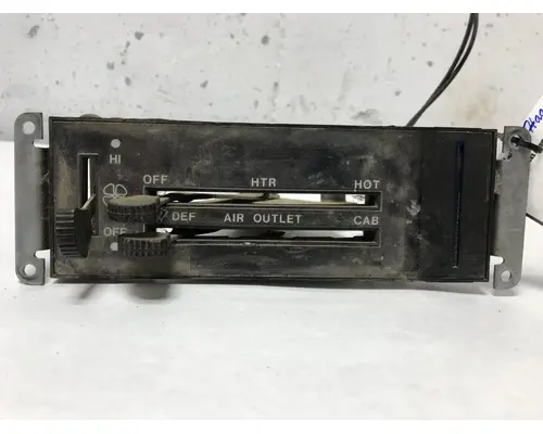 INTERNATIONAL 1754 Cab Misc. Interior Parts