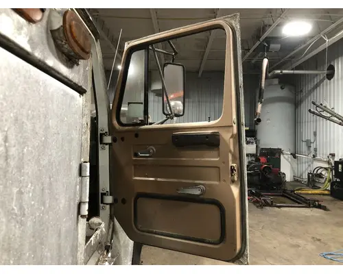 INTERNATIONAL 1754 Door Assembly, Front
