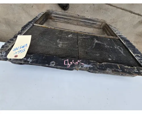 INTERNATIONAL 1754 Radiator
