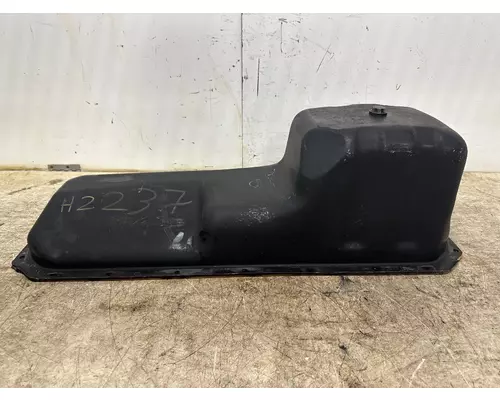 INTERNATIONAL 1832248C91 Oil Pan