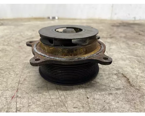 INTERNATIONAL 1844420C2 Water Pump