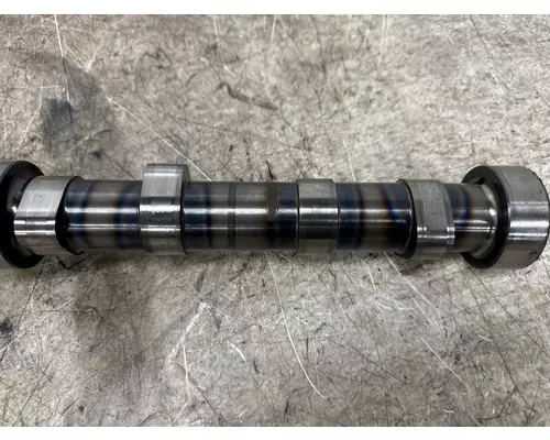 INTERNATIONAL 1850153C3 Camshaft