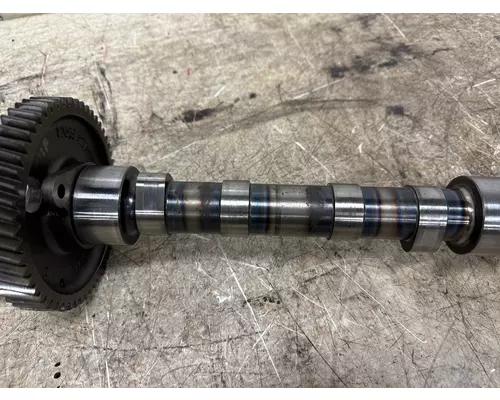 INTERNATIONAL 1850153C3 Camshaft