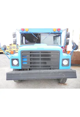 INTERNATIONAL 1850B Hood