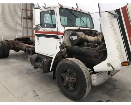 INTERNATIONAL 1854 Cab Assembly