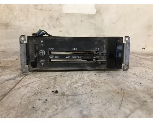 INTERNATIONAL 1854 Cab Misc. Interior Parts