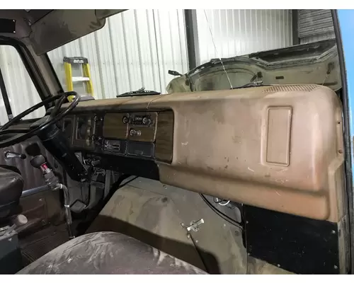 INTERNATIONAL 1854 Dash Assembly