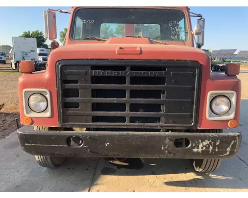 INTERNATIONAL 1854 Hood