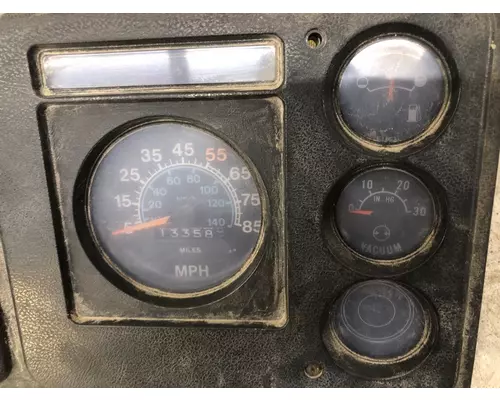 INTERNATIONAL 1854 Instrument Cluster