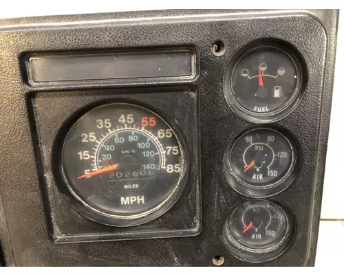 INTERNATIONAL 1854 Instrument Cluster