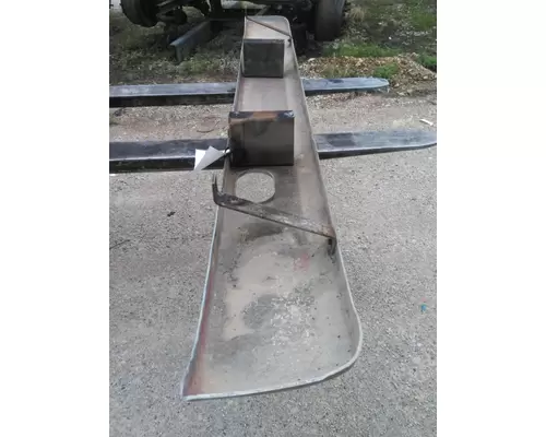 INTERNATIONAL 1954 BUMPER ASSEMBLY, FRONT