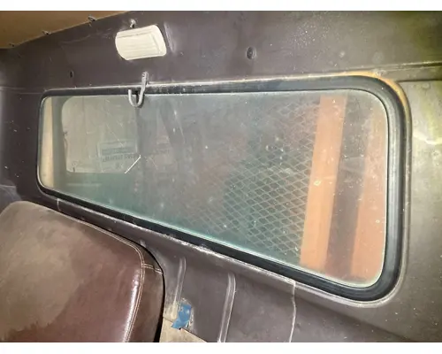 INTERNATIONAL 1954 Back Glass