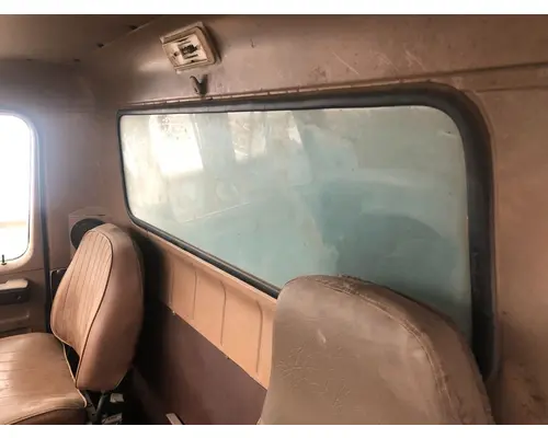 INTERNATIONAL 1954 Back Glass