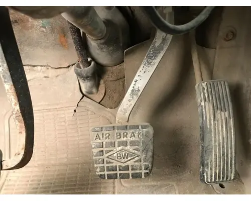 INTERNATIONAL 1954 Body, Misc. Parts