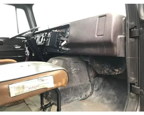 INTERNATIONAL 1954 Cab Assembly
