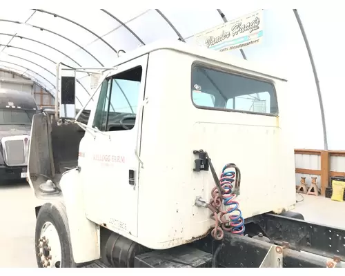 INTERNATIONAL 1954 Cab Assembly