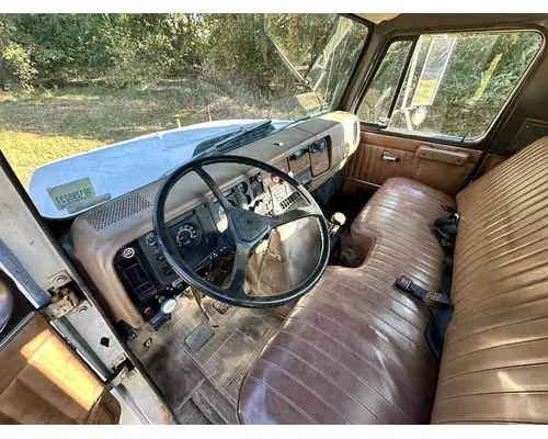 INTERNATIONAL 1954 Complete Vehicle