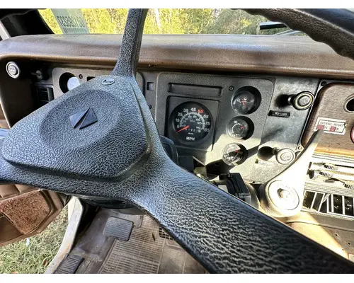 INTERNATIONAL 1954 Complete Vehicle