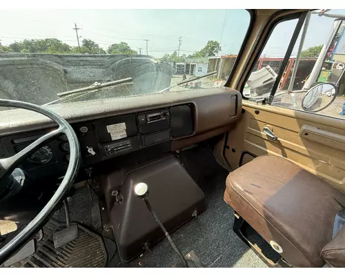 INTERNATIONAL 1954 Complete Vehicle