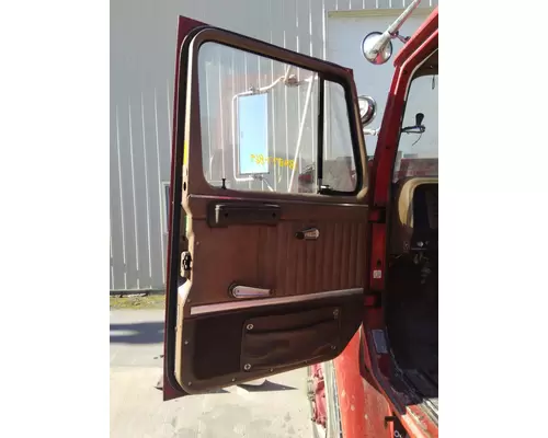 INTERNATIONAL 1954 DOOR ASSEMBLY, FRONT