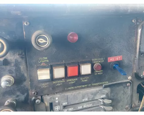 INTERNATIONAL 1954 Dash Assembly