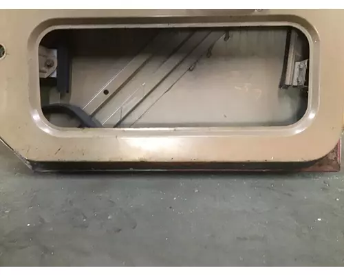 INTERNATIONAL 1954 Door Assembly