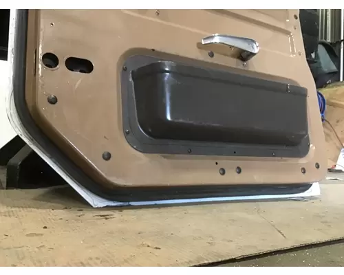 INTERNATIONAL 1954 Door Assembly