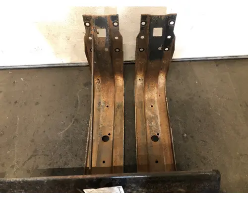 INTERNATIONAL 1954 Engine Brackets, Misc.