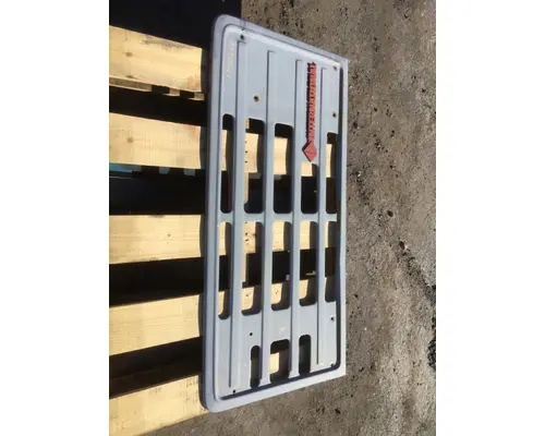 INTERNATIONAL 1954 Grille