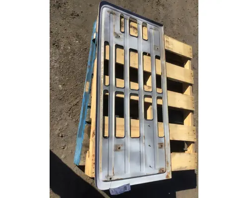 INTERNATIONAL 1954 Grille
