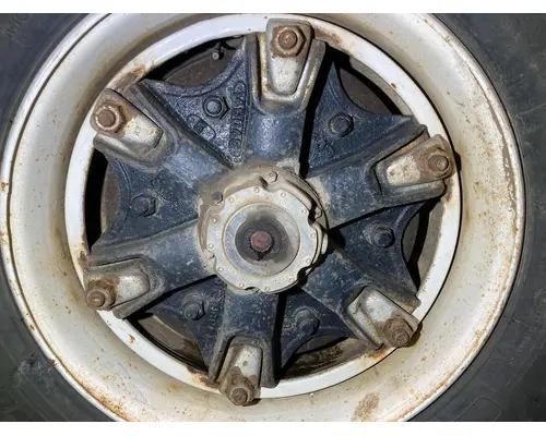 INTERNATIONAL 1954 Hub