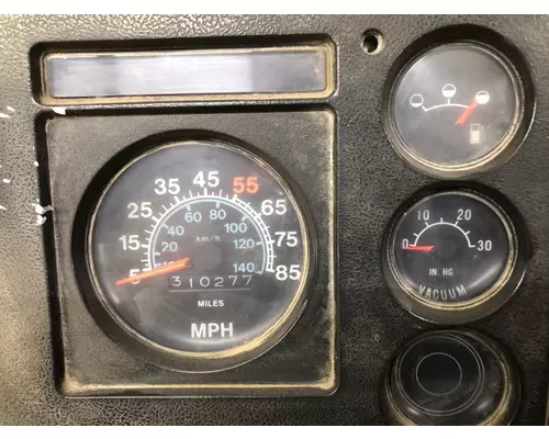 INTERNATIONAL 1954 Instrument Cluster