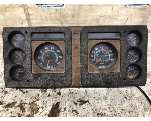 INTERNATIONAL 1954 Instrument Cluster