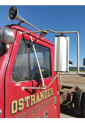 INTERNATIONAL 1954 MIRROR ASSEMBLY CAB/DOOR