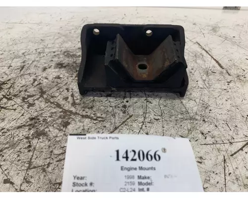 INTERNATIONAL 2004044C2 Engine Mounts