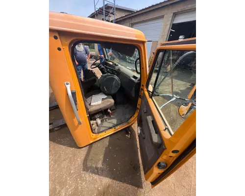 INTERNATIONAL 202946C91 Cab