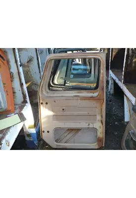 INTERNATIONAL 2200 1978-2001 DOOR ASSEMBLY, FRONT