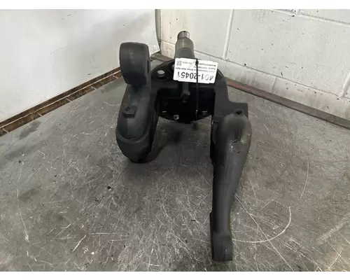 INTERNATIONAL 220 Spindle  Knuckle, Front