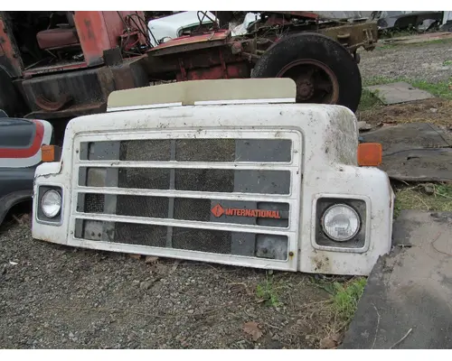 INTERNATIONAL 2300 Hood