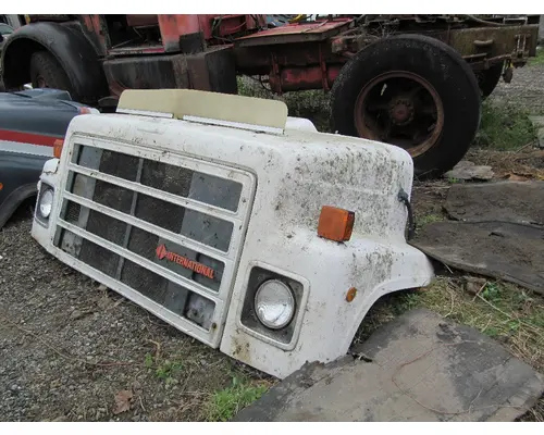 INTERNATIONAL 2300 Hood