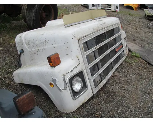 INTERNATIONAL 2300 Hood