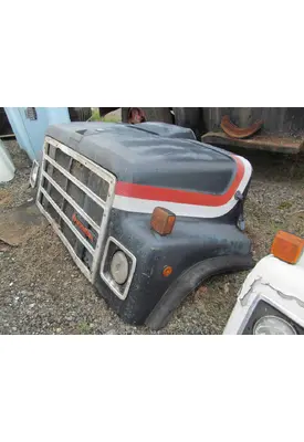 INTERNATIONAL 2300 Hood