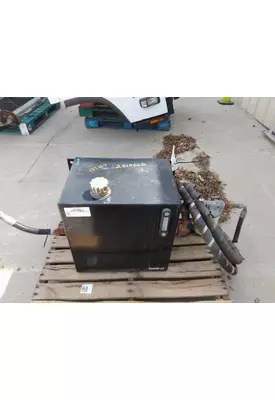 INTERNATIONAL 2375 HYDRAULIC TANK