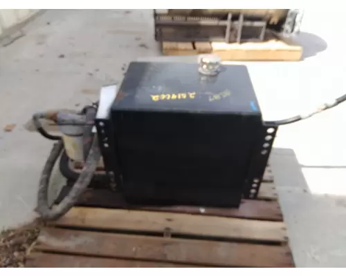 INTERNATIONAL 2375 HYDRAULIC TANK