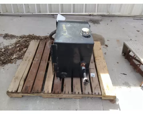 INTERNATIONAL 2375 HYDRAULIC TANK