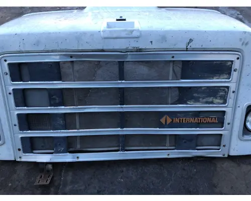 INTERNATIONAL 2375 Hood