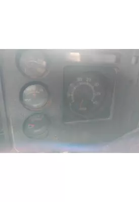 INTERNATIONAL 2375 Instrument Cluster