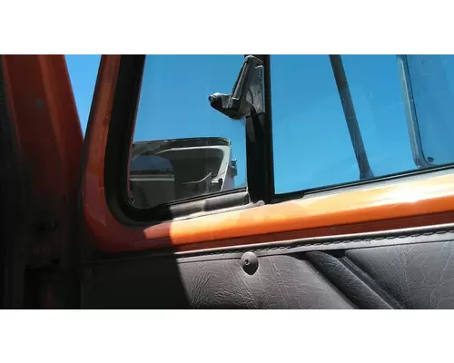 INTERNATIONAL 2500 1978-2002 DOOR ASSEMBLY, FRONT